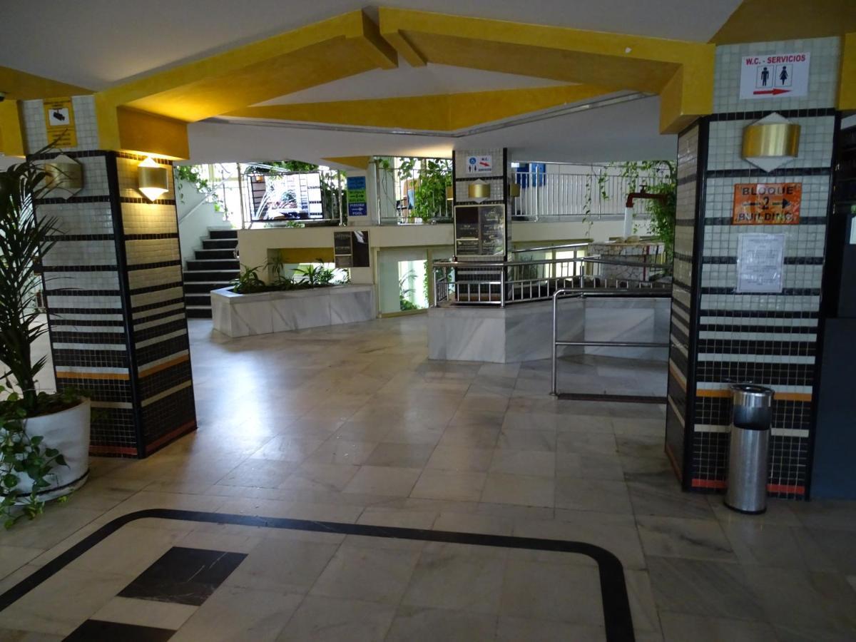 Apartamento En Benalbeach Benalmádena Exteriör bild